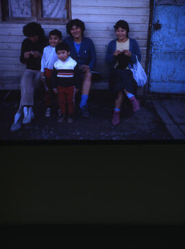 Mujeres y niños